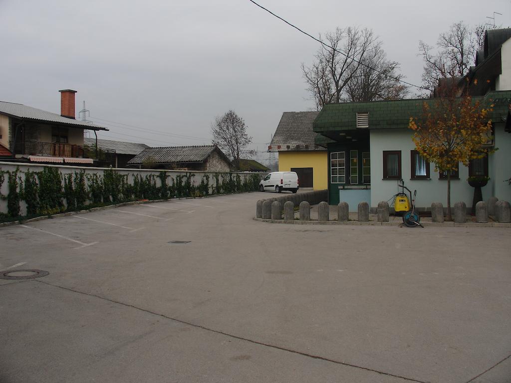 B&B Janezic Ljubljana Luaran gambar